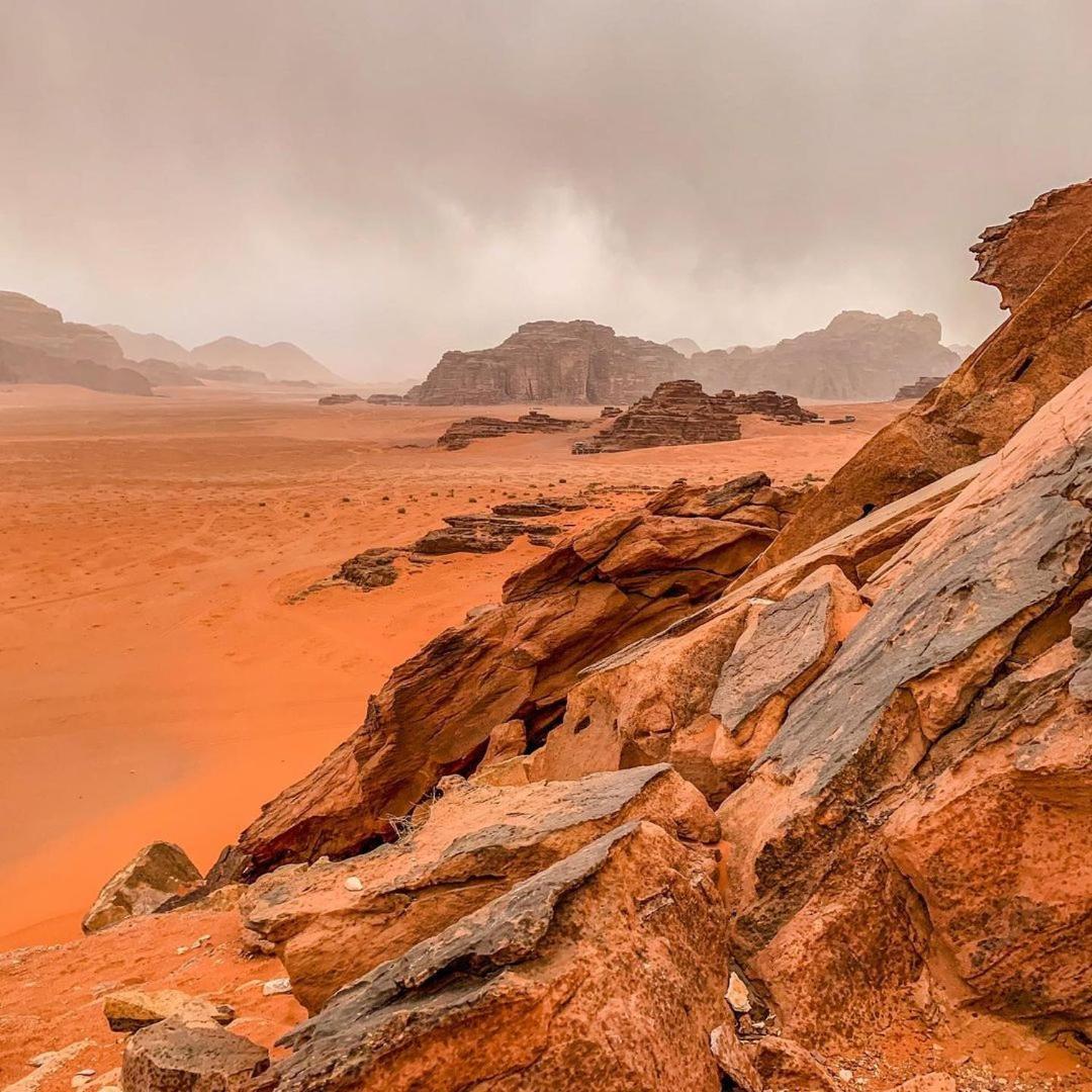 Maraheb Luxury Camp Hotel Wadi Rum Exterior photo