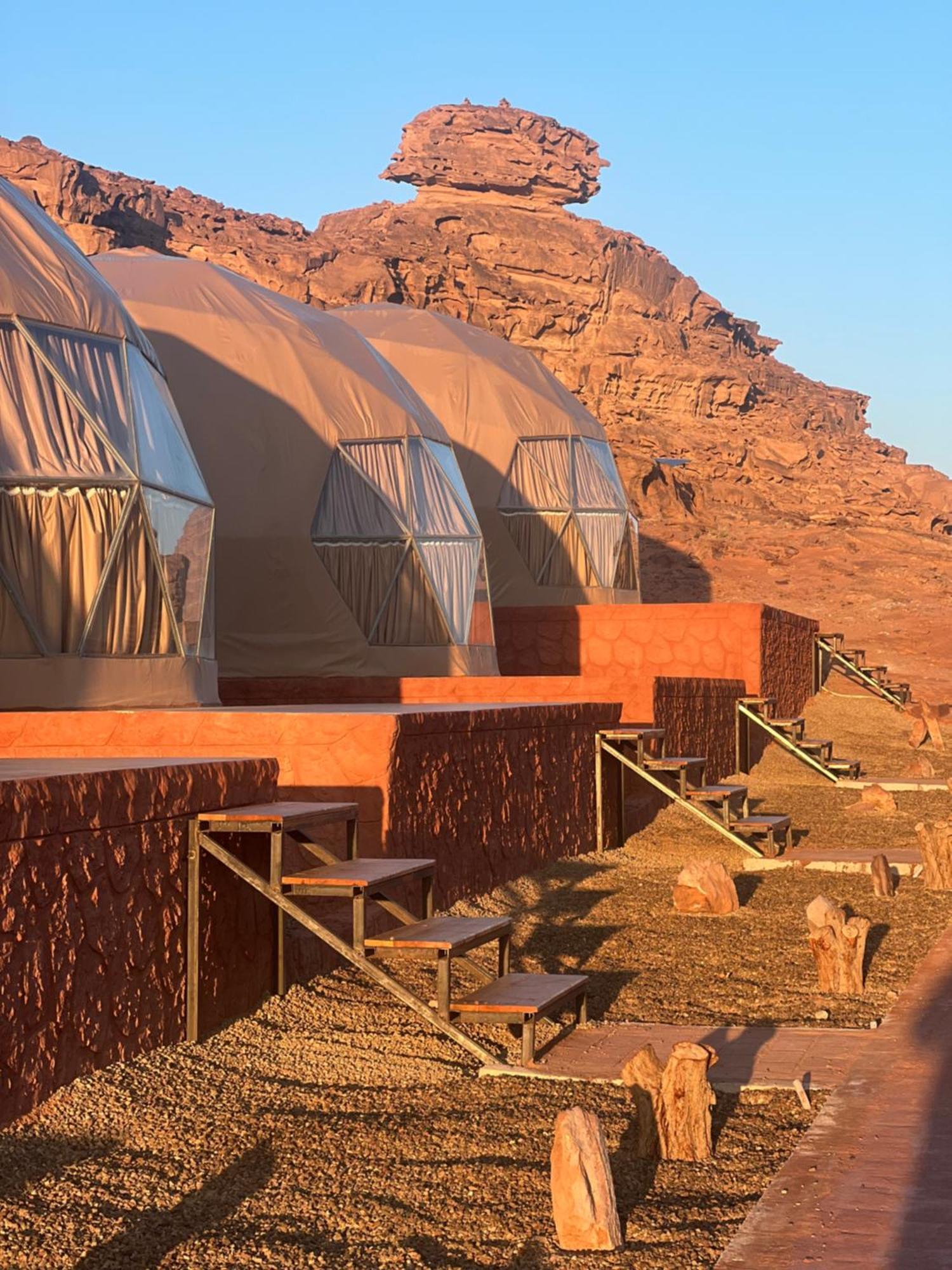 Maraheb Luxury Camp Hotel Wadi Rum Exterior photo